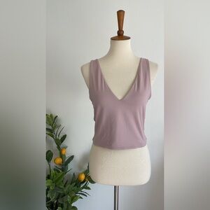 SOLD - BABATON Aritzia Contour V-Neck Tank Large